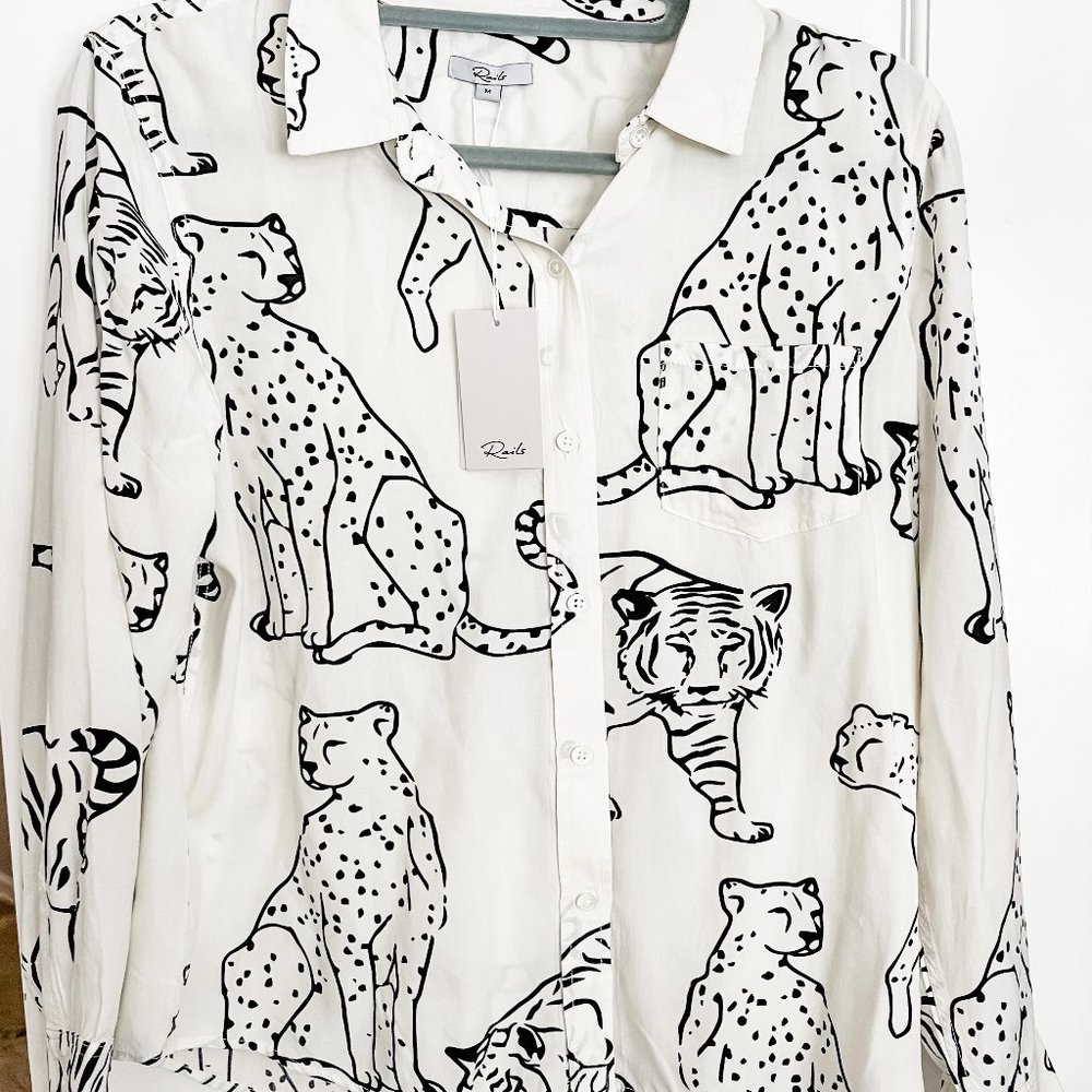 Rails, M Leopard Button Down Blouse
